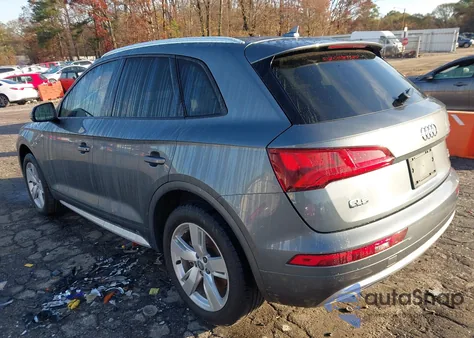 2018 Audi Q5 2.0T Premium/2.0T Tech Premium из США, поврежденный, VIN WA1ANAFY9J2013354